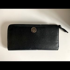 Tory Burch black wallet